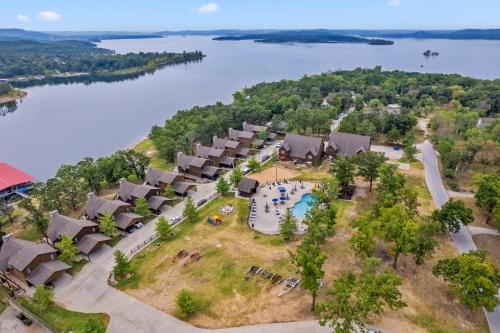 Worth the Wake Lodge in Sunset Cove Township