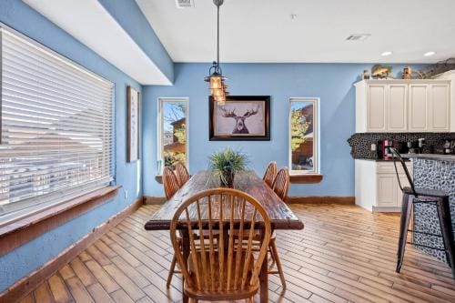 Finns and Family Lodge in Sunset Cove Township