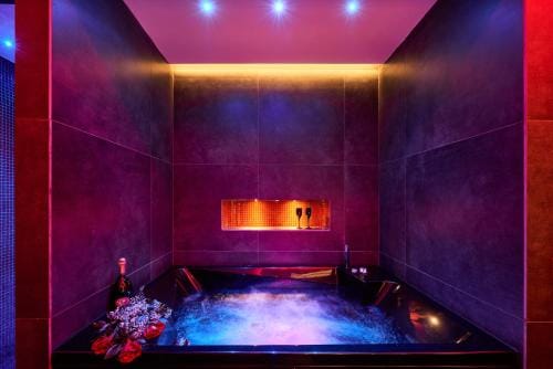 Suite Quarto Miglio Hotel in Rome