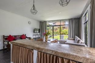 Deluxe Apartment, 75 m from Balian Surf Spot Hotel in West Selemadeg