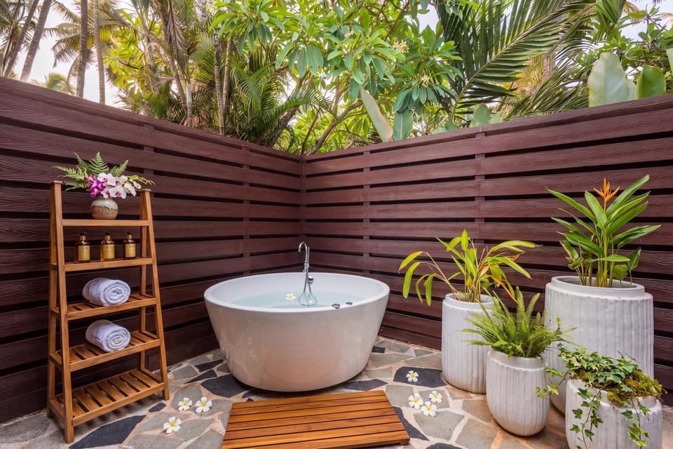 Taj Holiday Village Resort & Spa, Goa Resort in Candolim
