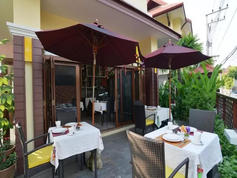 The Golden Wells Residence Apartment hotel in Chiang Mai