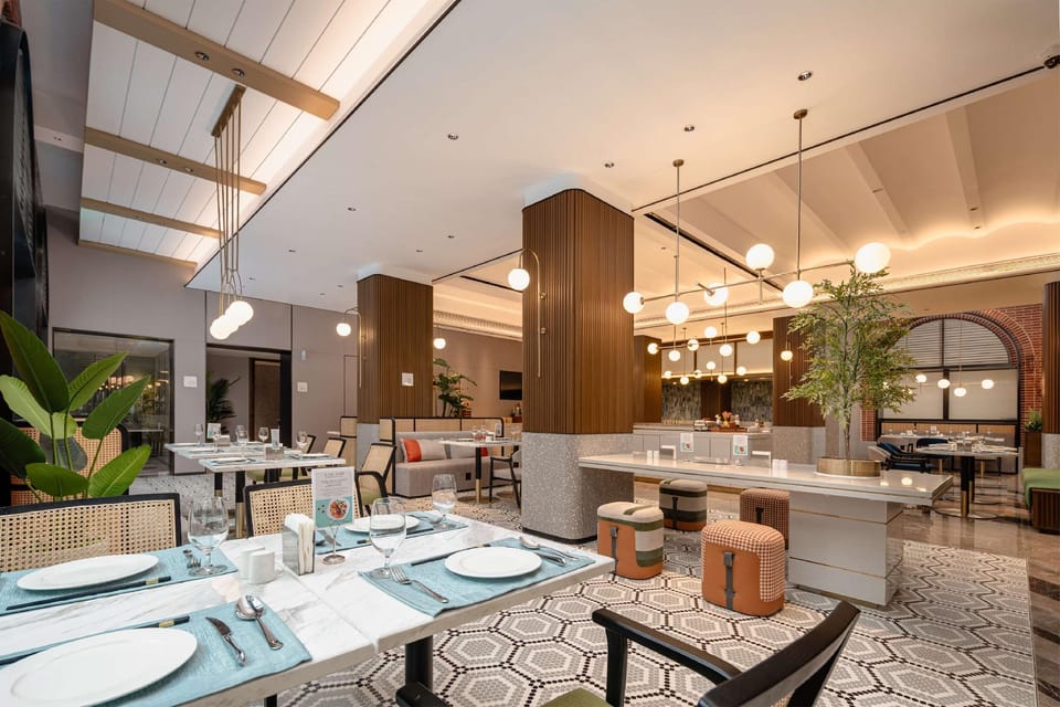 Hilton Garden Inn Shanghai Caoyang Hotel in Shanghai