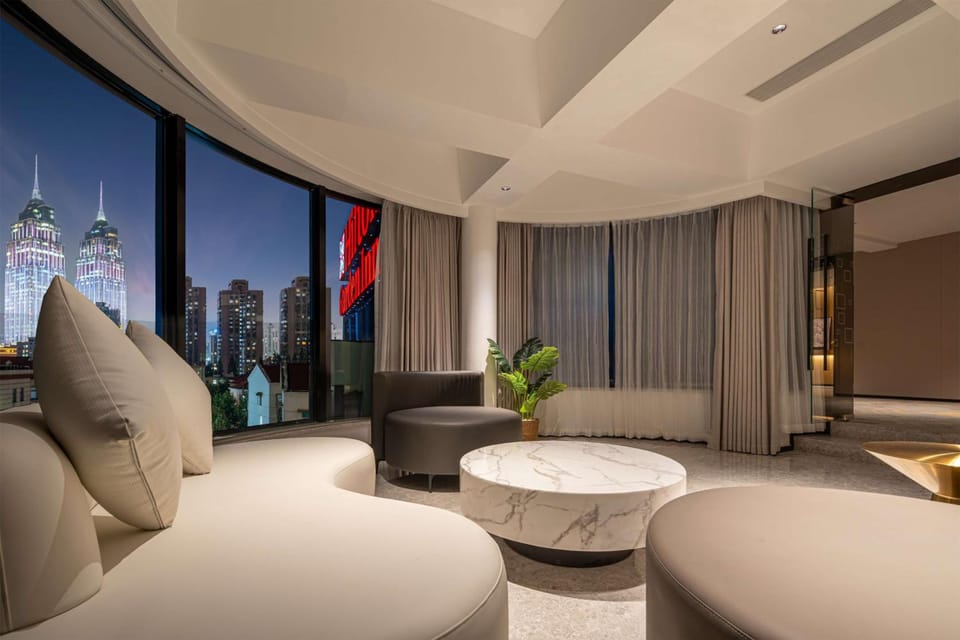 Hilton Garden Inn Shanghai Caoyang Hotel in Shanghai