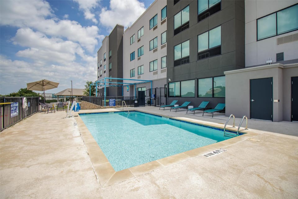 Tru by Hilton McKinney Hotel in McKinney