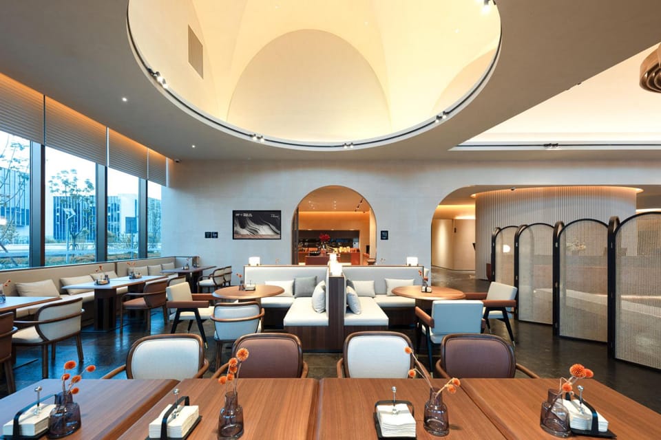 Atour S Hotel Shanghai Dishui Lake Lingang Wanda Plaza Hotel in Shanghai