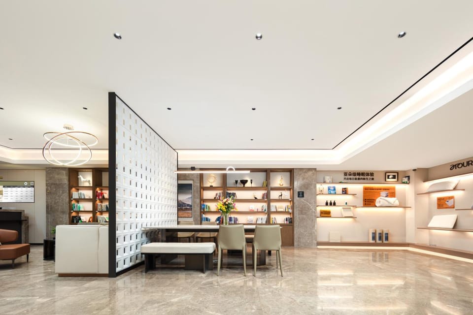 Atour X Hotel Shanghai Hongqiao Airport Konggang Road Hotel in Shanghai