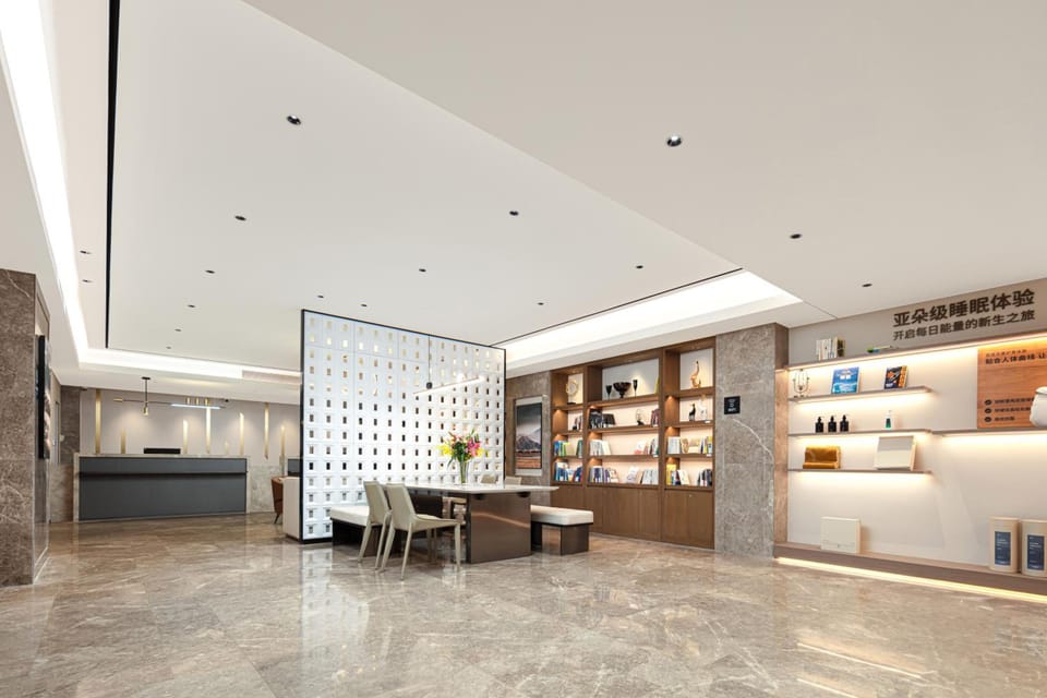 Atour X Hotel Shanghai Hongqiao Airport Konggang Road Hotel in Shanghai