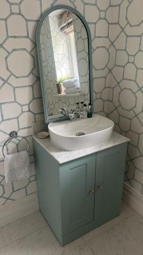 Caney Lodge Hotel in Kilkenny City