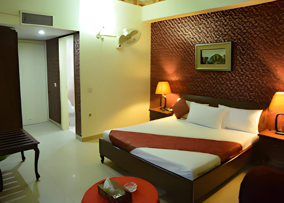 Luxury One Hotel Hotel in Lahore