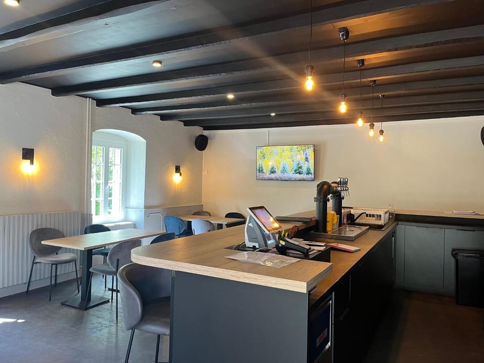 Bar/lounge