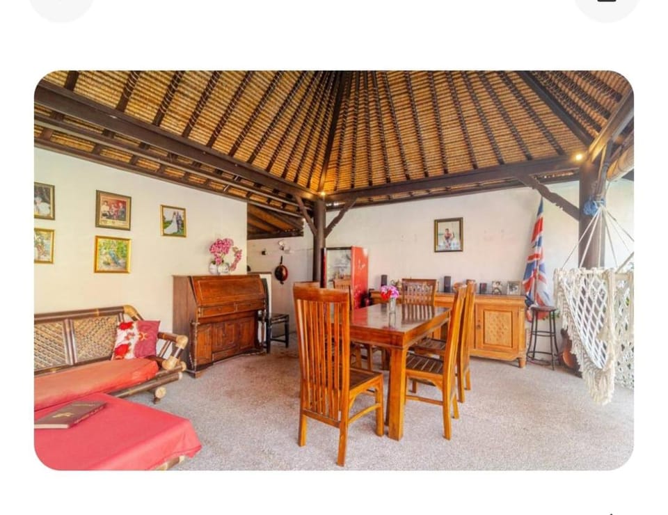 The Beach is My Happy Place Villa Taman Sari Resort in Buleleng