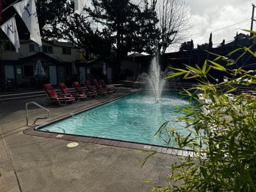 R3 Hotel LGBTQIA All Welcome Adults Only Hotel in Guerneville