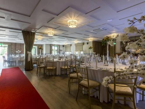 The Village Hotel, Bar and Restaurant Hotel in Louth, Co. Louth, Ireland