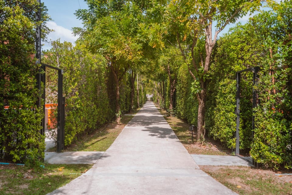 The Pool Villa Resort Bangsaen Resort in Chon Buri Changwat
