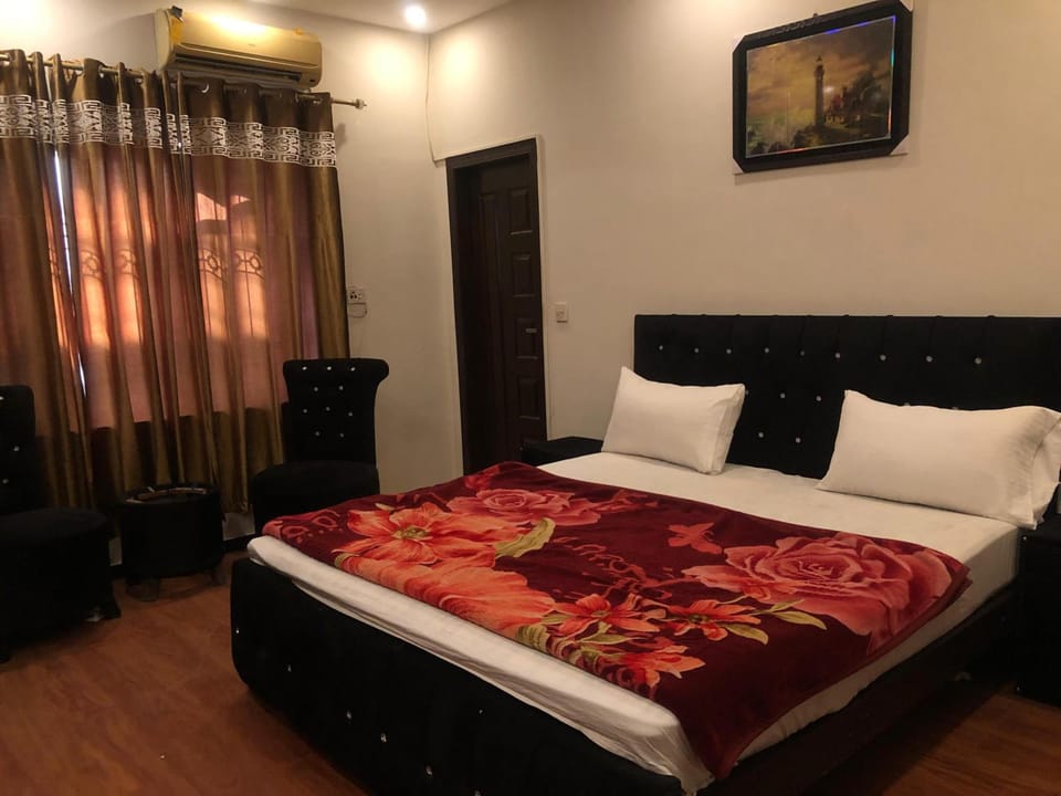Defence Mark Hotel Hotel in Lahore