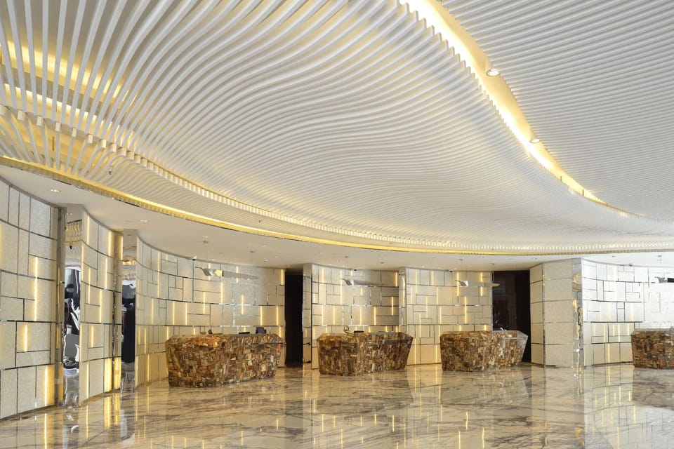 Radisson Collection Yangtze Shanghai Hotel in Shanghai
