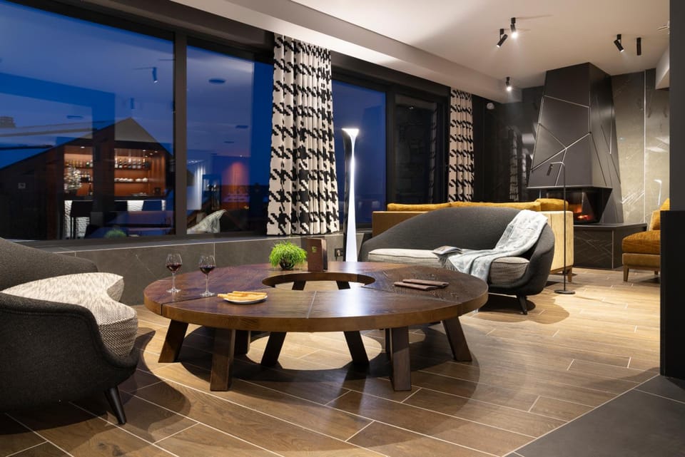 MGM Hotels & Residences - Hotel Laska Hotel in Les Contamines-Montjoie