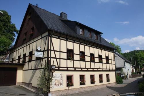 Doppelzimmer-in-Wiesa Hotel in Erzgebirgskreis