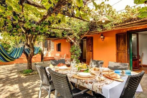 Villa Sorrentina With Panoramic Terrace Hotel in Massa Lubrense
