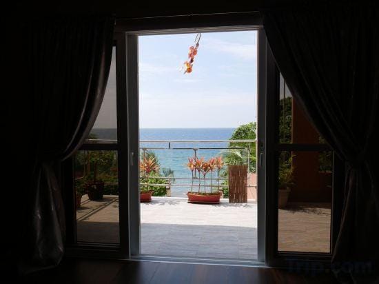 TLT Guest Houses Hotel in Central Visayas