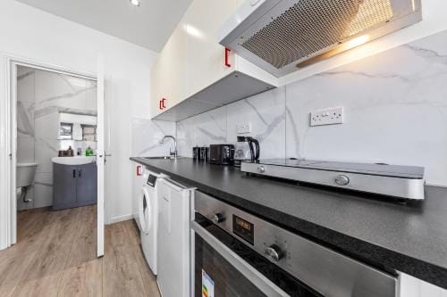Comfy 1BDR / Parking / close to LDN Hotel in Edgware