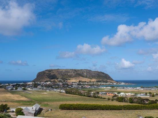 Rose's Villa Hotel in Tasmania