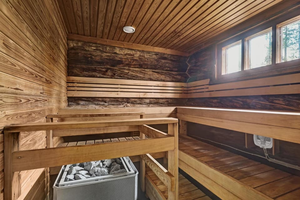 Bliss Adventure Lodge Inn in Rovaniemi