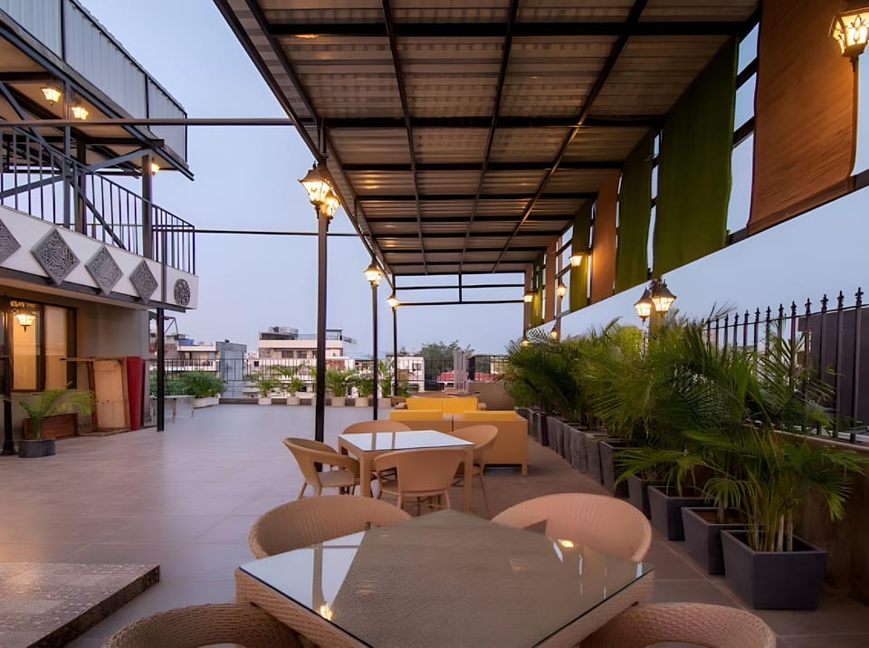 Hotel Imperial Park Sector 45 Hotel in Gurugram