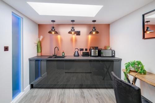 Stanley Cottage, Greenford - Studio Room Hotel in London Borough of Ealing