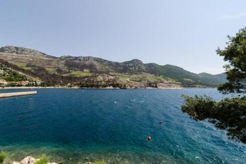Apartments Bezek - Studio Apartment with Sea View 2 A Hotel in Dubrovnik-Neretva County