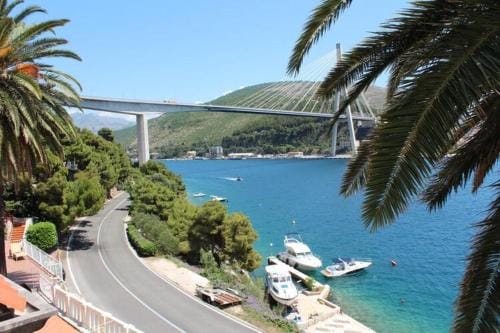 Apartments Lozica - Standard Studio  Apartment with Terrace and Sea View Hotel in Dubrovnik