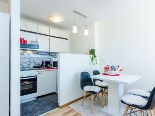 Apartment Vedrana- One-Bedroom Apartment with Balcony and Sea View Hotel in Dubrovnik