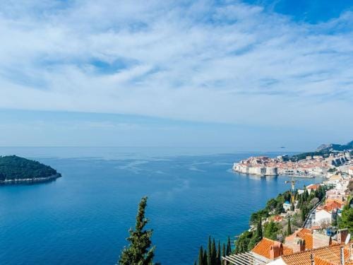 Apartment Vedrana- One-Bedroom Apartment with Balcony and Sea View Hotel in Dubrovnik