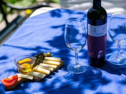 Apartments Olive - One Bedroom Apartment with Terrace and Partial Sea View - Popolica 50 Hotel in Mlini