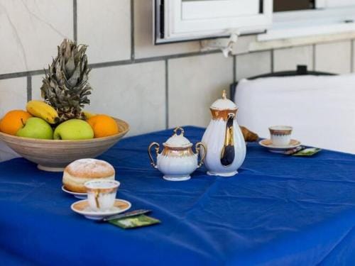 Apartments Olive - One Bedroom Apartment with Terrace and Partial Sea View - Popolica 50 Hotel in Mlini