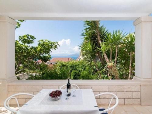 Apartments Veve - Superior Studio Apartment with Terrace  Sea ViewVesna ST Hotel in Split-Dalmatia County