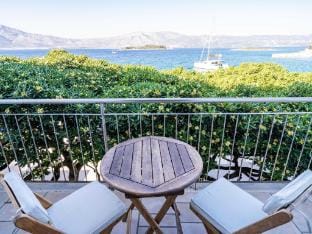 Apartments Nikolina LU - Two-Bedroom Apartment with Balcony Hotel in Dubrovnik-Neretva County
