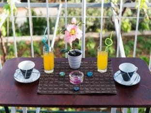 Apartment Giovani - Two Bedroom Apartment with Balcony and Sea View Hotel in Dubrovnik-Neretva County