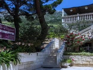 Apartments Villa Dingac-Borak - Two Bedroom Apartment with Terrace No. 1 Hotel in Dubrovnik-Neretva County