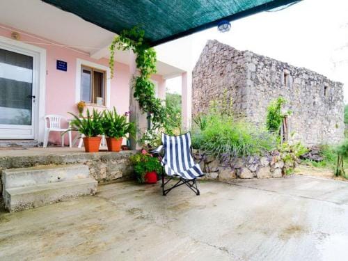Apartments Eres Zuronja-One-Bedroom Apartment with Sea View 2 Hotel in Putniković