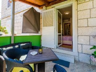 Apartments and Room Frane - Double Room Hotel in Dubrovnik