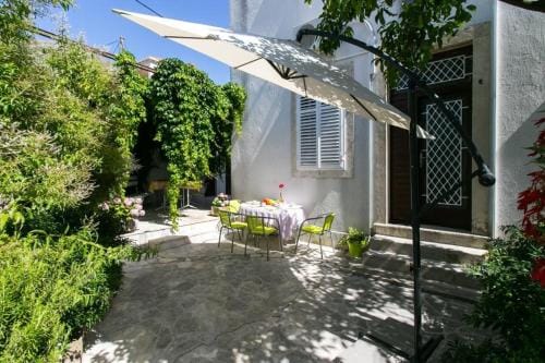 Apartment Blue  Green -  Two-Bedroom Apartment with Terrace and Garden View Hotel in Dubrovnik
