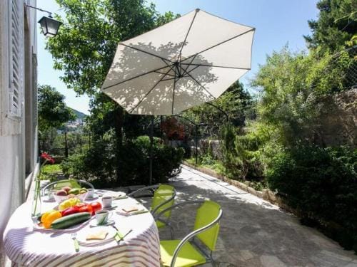Apartment Blue  Green -  Two-Bedroom Apartment with Terrace and Garden View Hotel in Dubrovnik