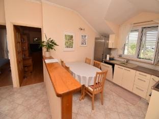 bedroom apartment with garden Hotel in Srebreno