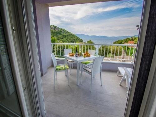 Apartments Vesela - Comfort One Bedroom Apartment with Balcony and Sea View Hotel in Dubrovnik-Neretva County