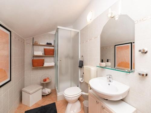 Apartments Roda - Standard One Bedroom Apartment with Terrace Helena - ST Hotel in Split-Dalmatia County