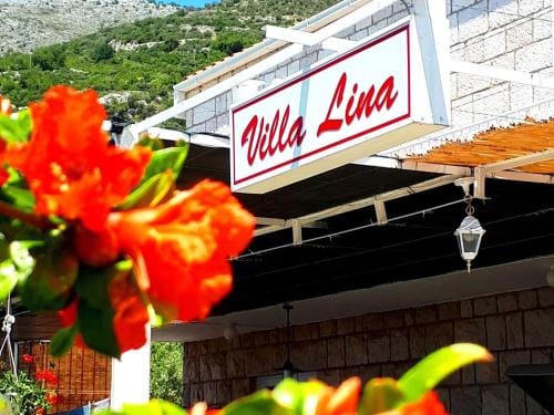 bedroom apartment with balcony Hotel in Dubrovnik-Neretva County