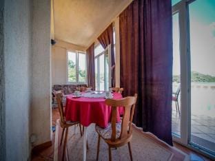 Apartments Filipovic - One Bedroom Apartment with Terrace and Sea View  A3 Hotel in Dubrovnik-Neretva County