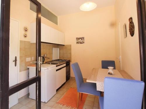 Apartments Magda- Superior Studio Apartment with Patio and Garden ViewA2 Hotel in Cavtat